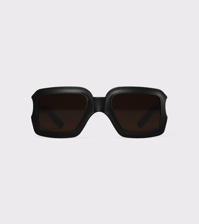 African nose high-fashion black square sunglasses with dark lenses, perfect for trendsetters